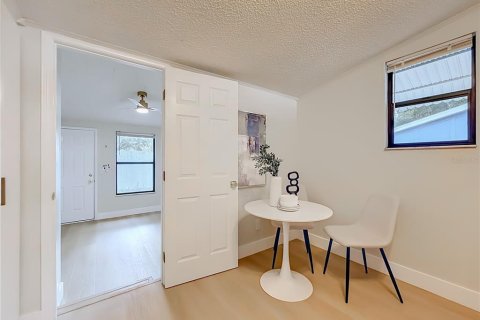 Villa ou maison à vendre à Apopka, Floride: 3 chambres, 84.73 m2 № 2399395 - photo 19
