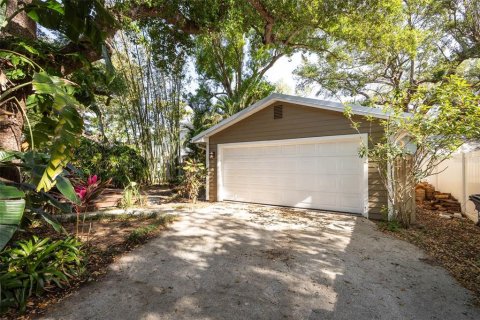 Villa ou maison à vendre à Tampa, Floride: 3 chambres, 210.52 m2 № 2142829 - photo 15