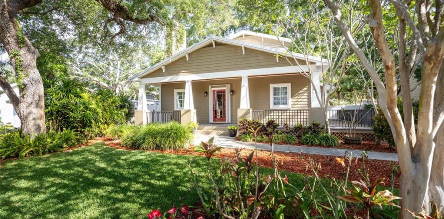 Villa ou maison à Tampa, Floride 3 chambres, 210.52 m2 № 2142829