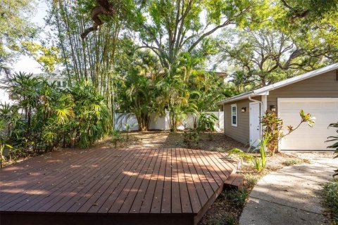 Villa ou maison à vendre à Tampa, Floride: 3 chambres, 210.52 m2 № 2142829 - photo 16
