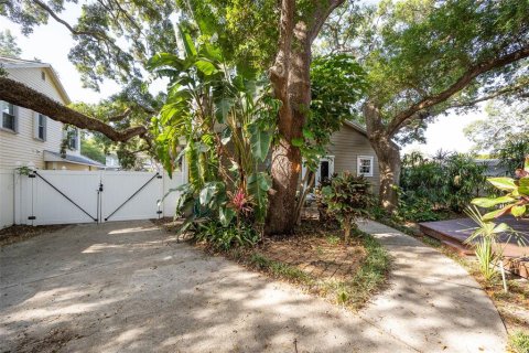 Villa ou maison à vendre à Tampa, Floride: 3 chambres, 210.52 m2 № 2142829 - photo 17