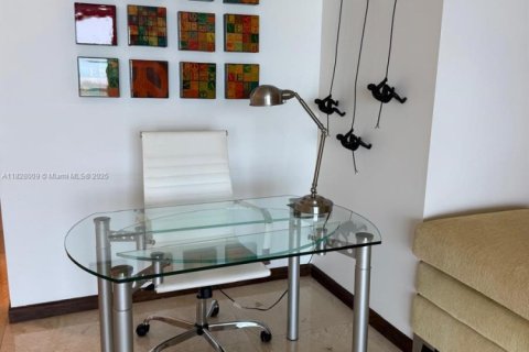 Copropriété à louer à Miami Beach, Floride: 2 chambres, 162.58 m2 № 1800878 - photo 11