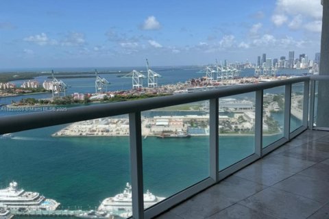 Copropriété à louer à Miami Beach, Floride: 2 chambres, 162.58 m2 № 1800878 - photo 12