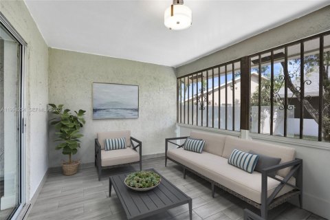 House in West Palm Beach, Florida 2 bedrooms, 153.57 sq.m. № 2066506 - photo 26