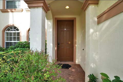 Condo in Delray Beach, Florida, 3 bedrooms № 2177079 - photo 2