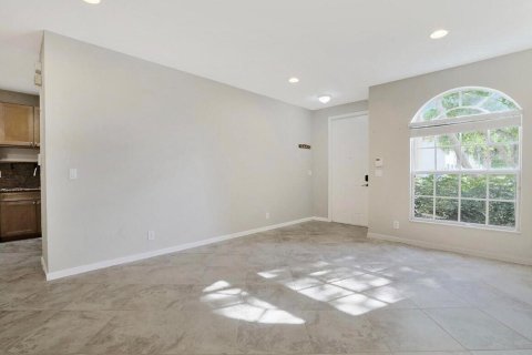 Condo in Delray Beach, Florida, 3 bedrooms № 2177079 - photo 4