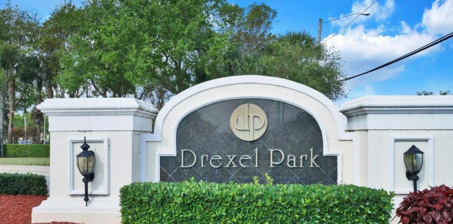Condo in Delray Beach, Florida, 3 bedrooms № 2177079