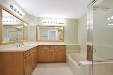 Condo in Delray Beach, Florida, 3 bedrooms № 2177079 - photo 22