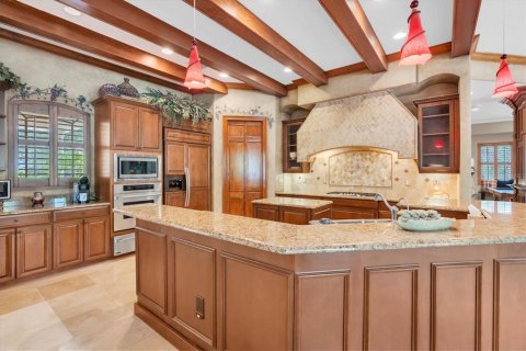 House in Tarpon Springs, Florida 6 bedrooms, 535.77 sq.m. № 2110260 - photo 13