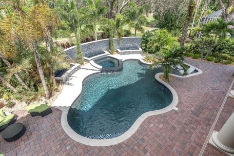 House in Tarpon Springs, Florida 6 bedrooms, 535.77 sq.m. № 2110260 - photo 4