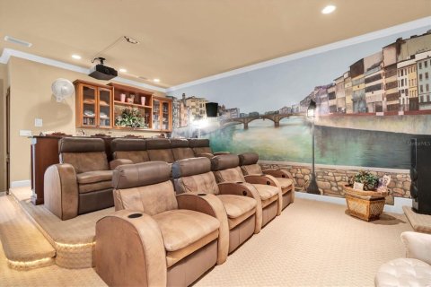 House in Tarpon Springs, Florida 6 bedrooms, 535.77 sq.m. № 2110260 - photo 30