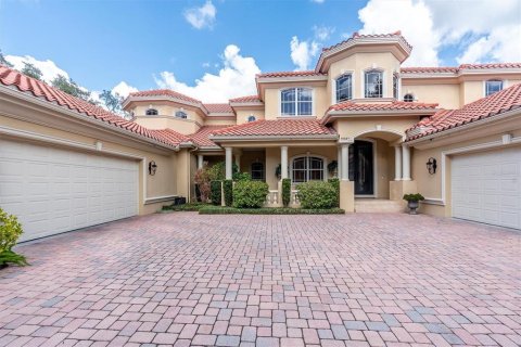 House in Tarpon Springs, Florida 6 bedrooms, 535.77 sq.m. № 2110260 - photo 3