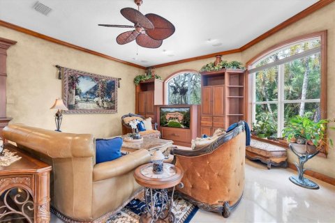House in Tarpon Springs, Florida 6 bedrooms, 535.77 sq.m. № 2110260 - photo 22