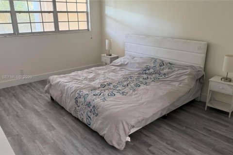 Купить кондоминиум в Помпано-Бич, Флорида 4 комнаты, 102.19м2, № 2173989 - фото 17