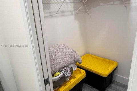 Купить кондоминиум в Помпано-Бич, Флорида 4 комнаты, 102.19м2, № 2173989 - фото 20