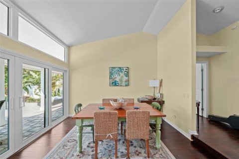 Casa en venta en Tierra Verde, Florida, 4 dormitorios, 215.81 m2 № 1556520 - foto 12