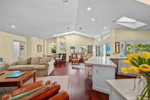 Casa en venta en Tierra Verde, Florida, 4 dormitorios, 215.81 m2 № 1556520 - foto 14
