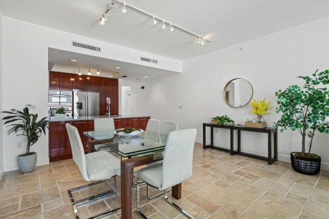 Condo in Sarasota, Florida, 2 bedrooms  № 2103354 - photo 14