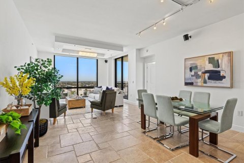 Condo in Sarasota, Florida, 2 bedrooms  № 2103354 - photo 5