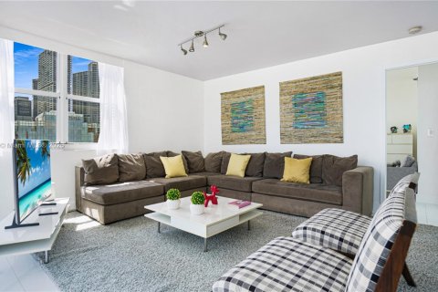 Condominio en alquiler en Miami, Florida, 2 dormitorios, 98.94 m2 № 1939383 - foto 16