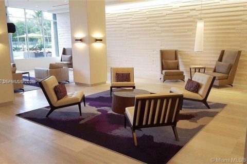 Copropriété à vendre à Sunny Isles Beach, Floride: 2 chambres, 123.65 m2 № 2069616 - photo 9
