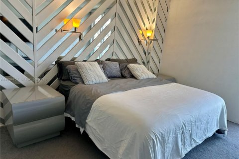 Copropriété à vendre à Sunny Isles Beach, Floride: 2 chambres, 123.65 m2 № 2069616 - photo 20