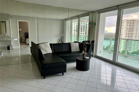 Copropriété à vendre à Sunny Isles Beach, Floride: 2 chambres, 123.65 m2 № 2069616 - photo 18