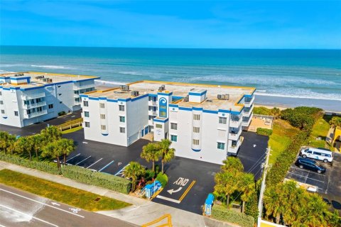 Condo in Indian Harbour Beach, Florida, 3 bedrooms  № 1614959 - photo 1