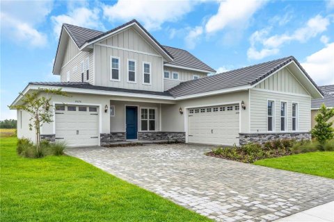 Casa en venta en Zephyrhills, Florida, 4 dormitorios, 293.76 m2 № 1917923 - foto 1