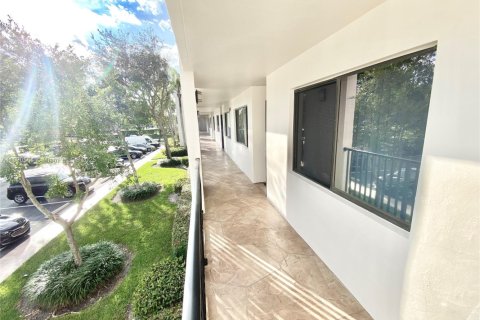 Condominio en venta en Tamarac, Florida, 2 dormitorios, 114.08 m2 № 1943369 - foto 6