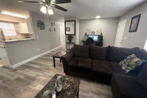 House in Ocala, Florida 3 bedrooms, 102.56 sq.m. № 1765422 - photo 6