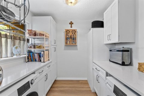 Купить кондоминиум в Лонгвуд, Флорида 8 комнат, 106.19м2, № 2212162 - фото 6