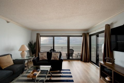 Copropriété à vendre à New Smyrna Beach, Floride: 2 chambres, 105.82 m2 № 1908273 - photo 5