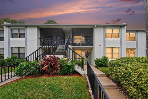 Condo in Clearwater, Florida, 2 bedrooms  № 2287447