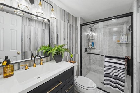 Купить кондоминиум в Клируотер, Флорида 6 комнат, 98.48м2, № 2287447 - фото 17