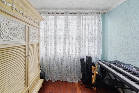 Купить кондоминиум в Клируотер, Флорида 6 комнат, 98.48м2, № 2287447 - фото 22