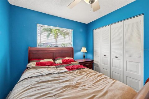 House in Kissimmee, Florida 3 bedrooms, 127.46 sq.m. № 1808302 - photo 23