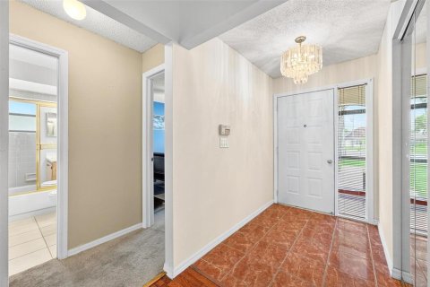 House in Kissimmee, Florida 3 bedrooms, 127.46 sq.m. № 1808302 - photo 17
