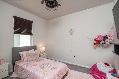 House in Leesburg, Florida 4 bedrooms, 179.12 sq.m. № 1914838 - photo 11