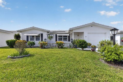 Villa ou maison à vendre à Boynton Beach, Floride: 2 chambres, 117.06 m2 № 2146374 - photo 2