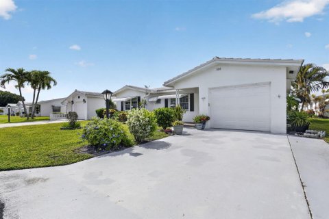Villa ou maison à vendre à Boynton Beach, Floride: 2 chambres, 117.06 m2 № 2146374 - photo 3