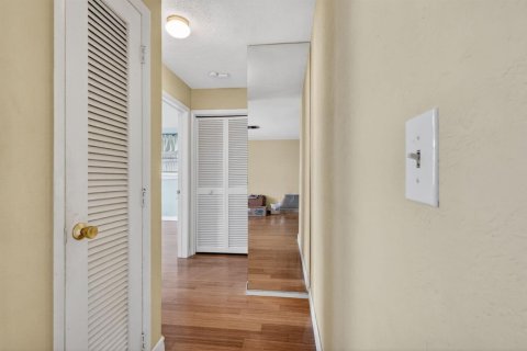 Villa ou maison à vendre à Boynton Beach, Floride: 2 chambres, 117.06 m2 № 2146374 - photo 22