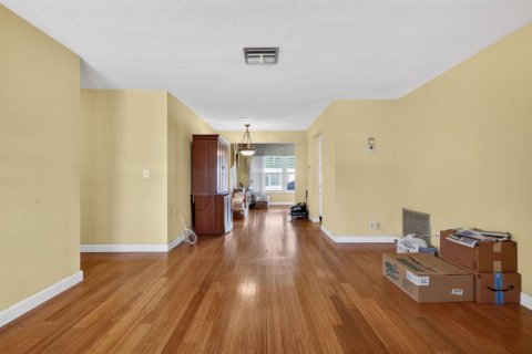 Villa ou maison à vendre à Boynton Beach, Floride: 2 chambres, 117.06 m2 № 2146374 - photo 10