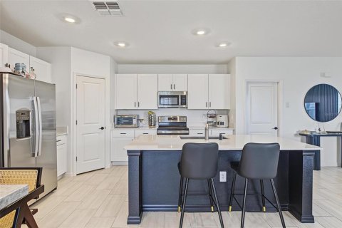 Casa en venta en San Antonio, Florida, 4 dormitorios, 173.73 m2 № 2389195 - foto 18