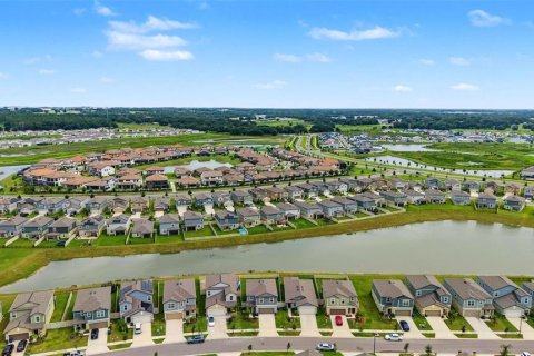 Casa en venta en San Antonio, Florida, 4 dormitorios, 173.73 m2 № 2389195 - foto 9