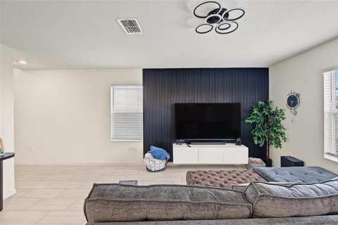 Casa en venta en San Antonio, Florida, 4 dormitorios, 173.73 m2 № 2389195 - foto 15
