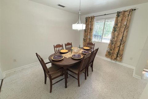 House in Gainesville, Florida 4 bedrooms, 214.05 sq.m. № 2420399 - photo 16