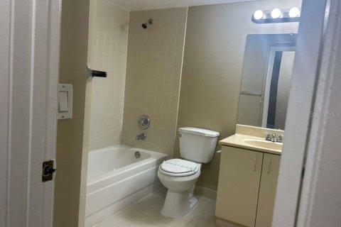 Copropriété à vendre à Coral Springs, Floride: 2 chambres, 91.42 m2 № 1882814 - photo 9