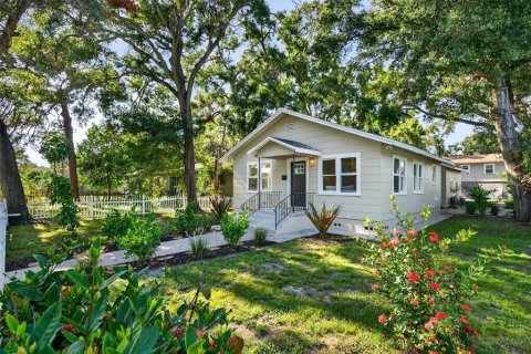 Villa ou maison à vendre à Saint Petersburg, Floride: 3 chambres, 202.62 m2 № 1907540 - photo 3