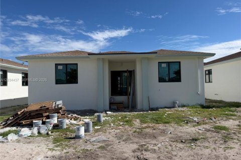 Casa en venta en Pompano Beach, Florida, 4 dormitorios № 2253787 - foto 2
